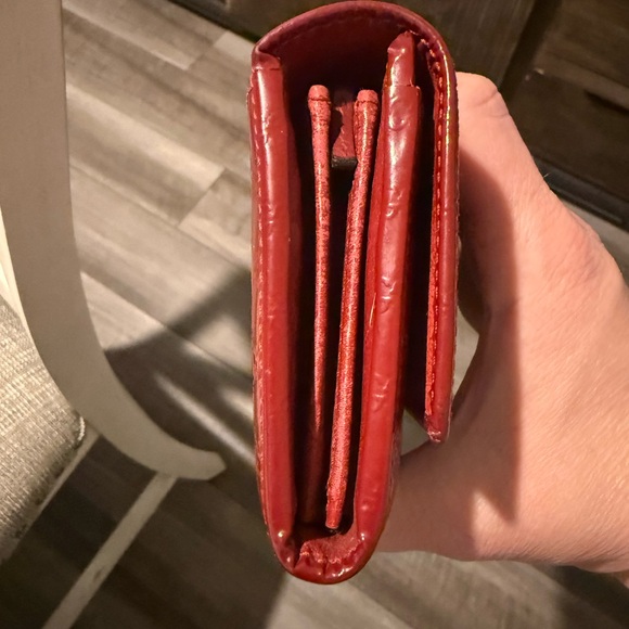 Gucci Red Embossed Leather wallet - Picture 15 of 16